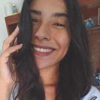 Niñera en Córdoba: Anahi