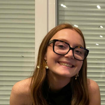 Babysitter in Sainte-Marie-Kerque: Léna