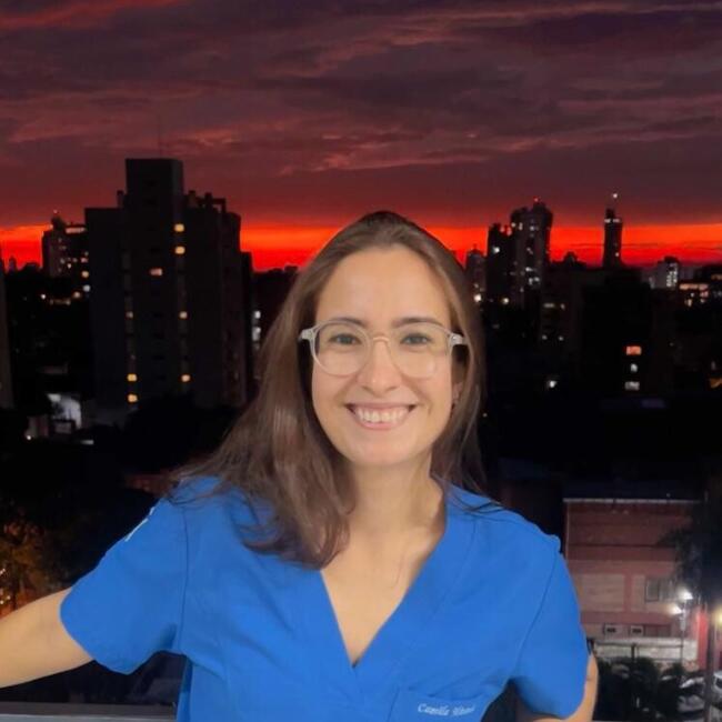 Niñera en Villa Elisa: Camila