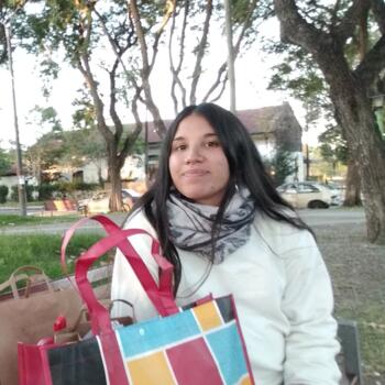 Niñera en Montevideo: Yamila