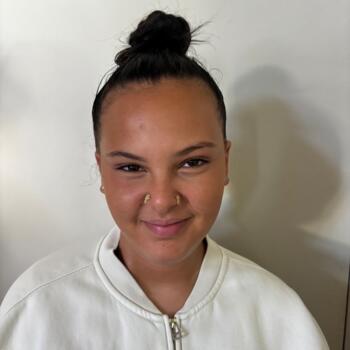 Babysitter in La Roche-sur-Yon: Alia