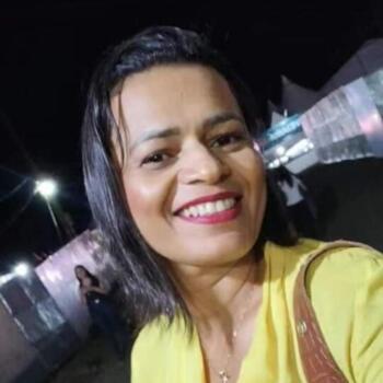 Babysitter in Guarujá: Maria