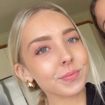 Babysitter Palmerston North: Caitlyn