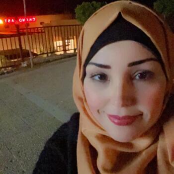 Babysitter in Salt: Zainab