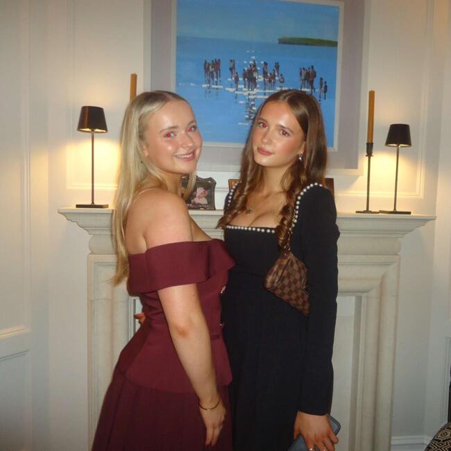 Babysitter in Dublin: Chloe