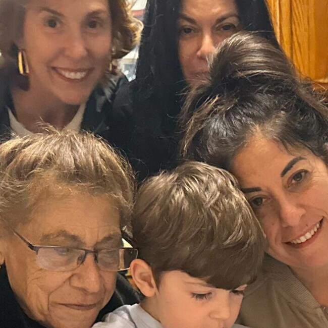 Babysitting job in North Woolwich: Tracey