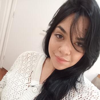 Babysitter in São Paulo: Helena