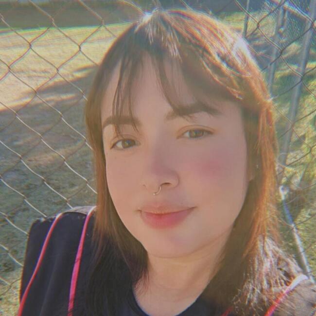 Babá em Curitiba: Camila