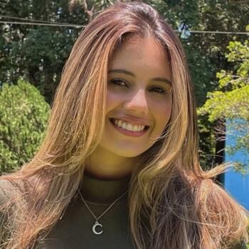 Babysitter in Goiânia: Bianca
