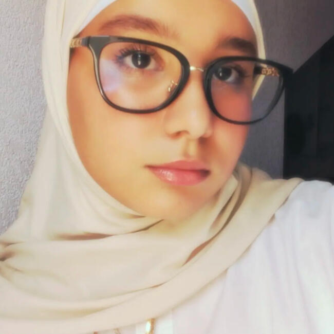 Baby-sitter in Nice: Hassna