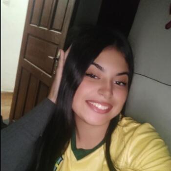 Babysitter in Rio Grande da Serra: Ana