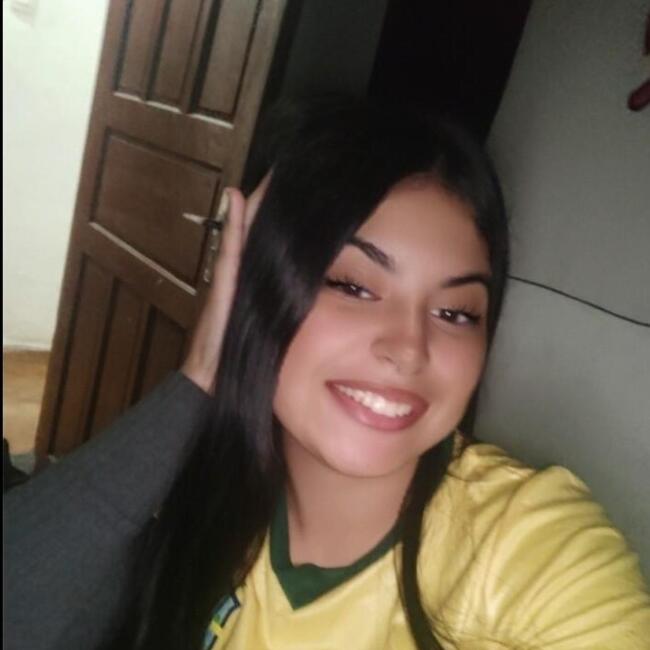 Babysitter in Rio Grande da Serra: Ana