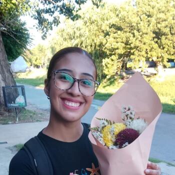 Babysitter in Tigre: Cameron