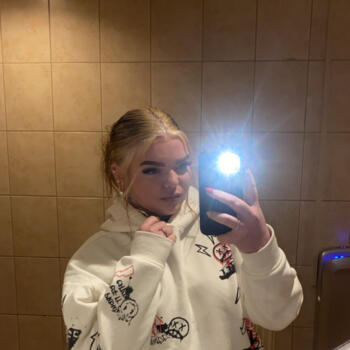 Babysitter in Dronten: Inge