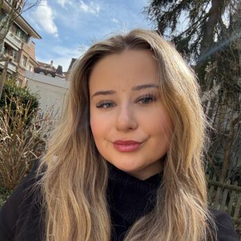 Babysitter Worb: Lara