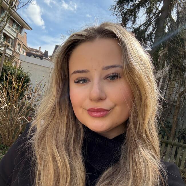 Babysitter in Worb: Lara