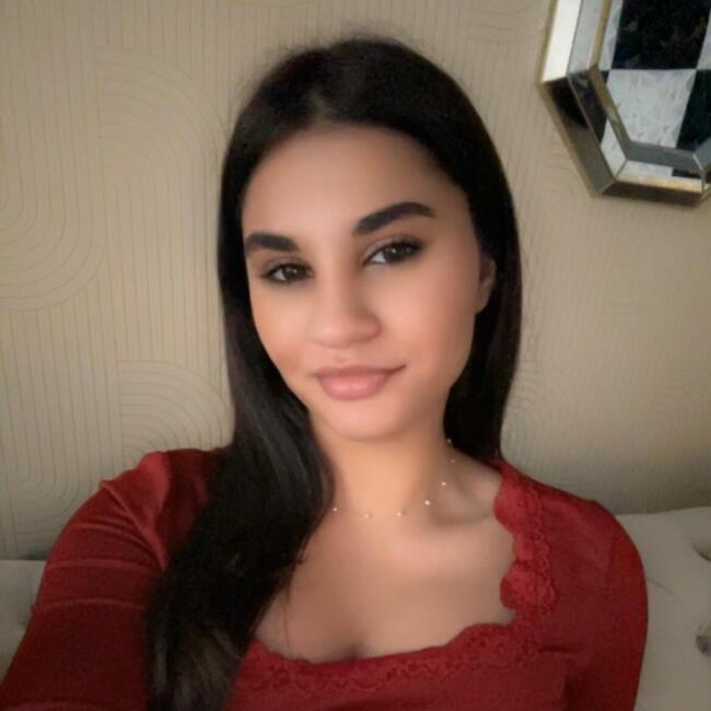 Babysitter in Brussels: Özge