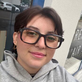 Babysitter in Annecy: Lenie
