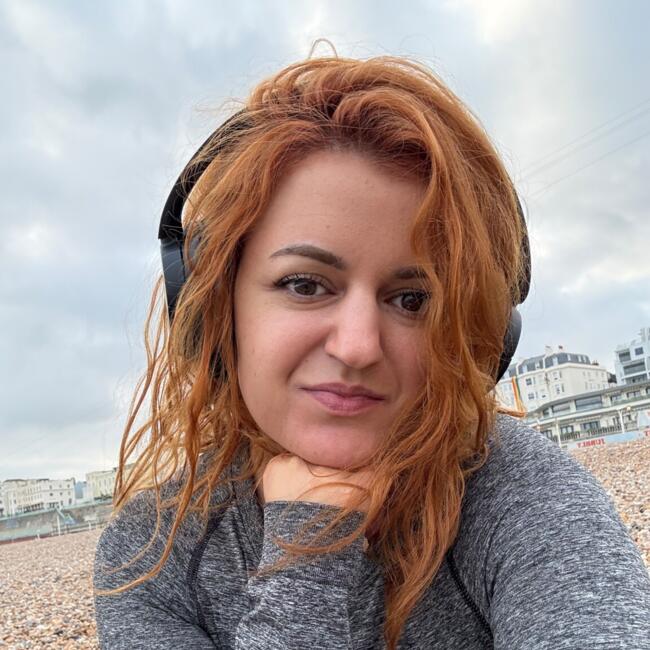 Babysitter in Burgess Hill: Raquel