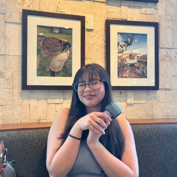 Babysitter Garden Grove: Raine