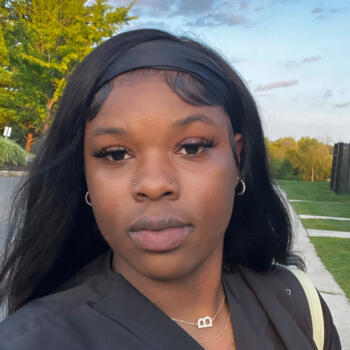 Babysitter in Baltimore: Raven