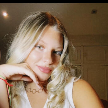 Canguro en Badajoz: Claudia