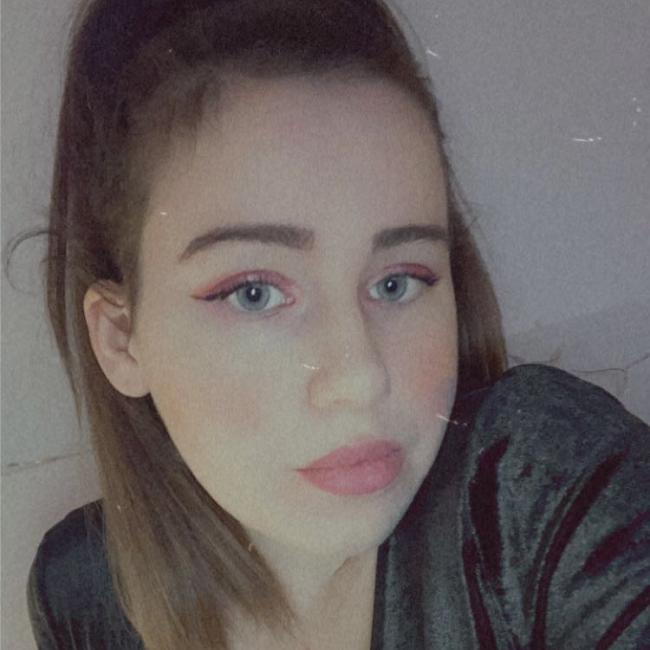 Niñera en Longueau: Léonie