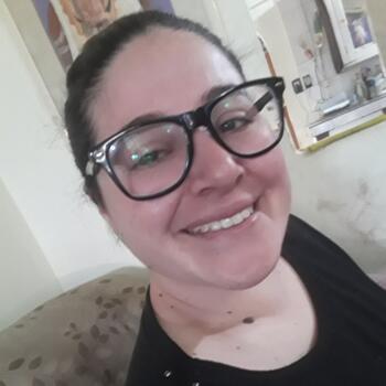 Babysitter in González Catán: Angie J.