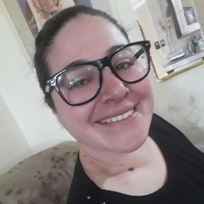 Babysitter in González Catán: Angie J.