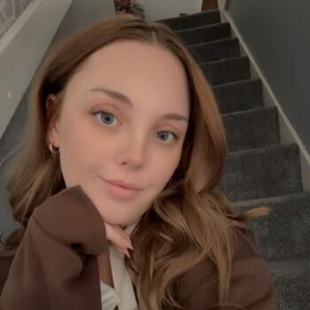 Babysitter in Derby: Charlotte