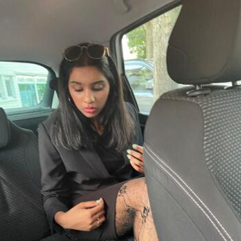 Baby-sitter Val-de-Reuil: Shayna