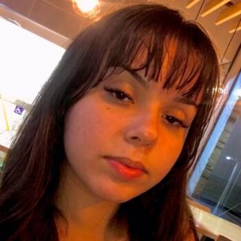 Babysitter Bauru: Helena