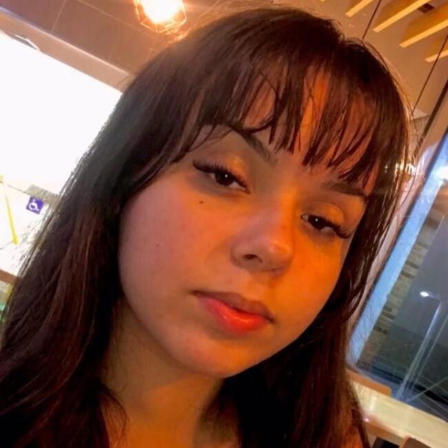 Babysitter in Bauru: Helena