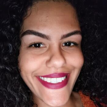 Babysitter in Caxias do Sul: Mirella