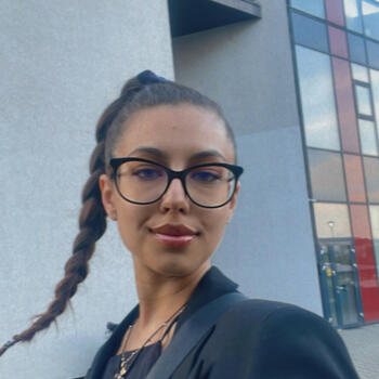 Babysitter in Timișoara: Delia