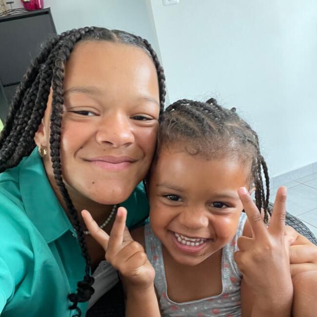 Babysitter in Tournai: Delyah