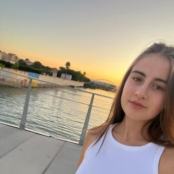 Babysitter in Toledo: Ariadna Babii