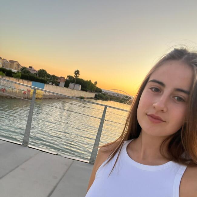 Babysitter in Toledo: Ariadna Babii