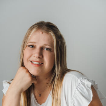 Babysitter em Amora: Inês