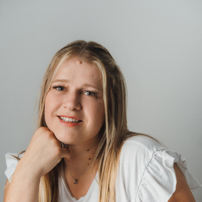 Babysitter in Amora: Inês