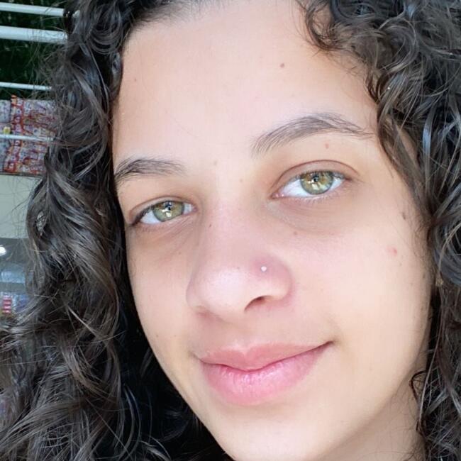 Babá em Recife: Beatriz
