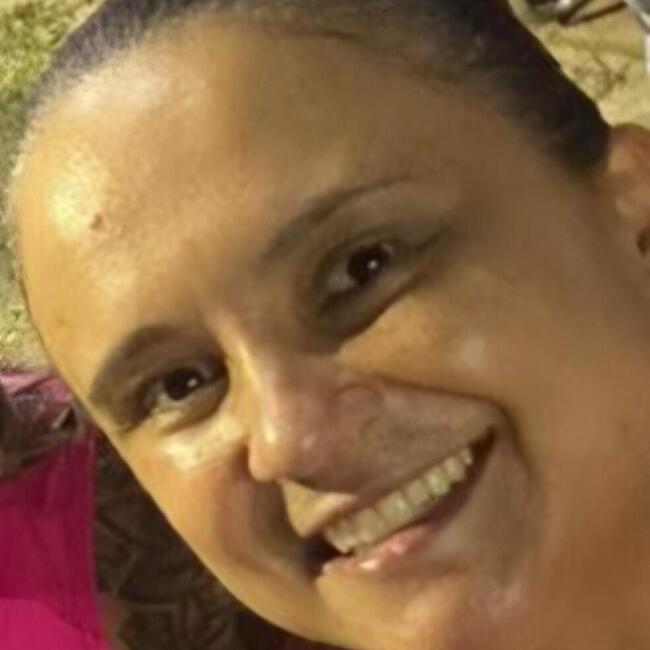 Babá em Curitiba: Elaine Cristina