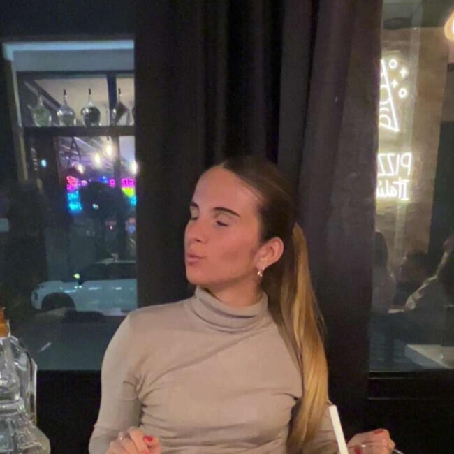 Babysitter in Gujan-Mestras: Lea
