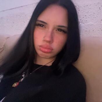 Babysitter a Carema: Evelyn
