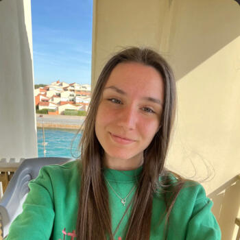 Babysitter in Livron: Jade