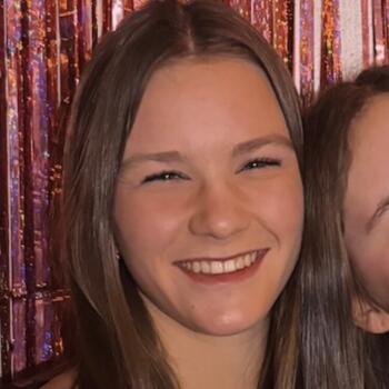 Babysitter in Wevelgem: Laura