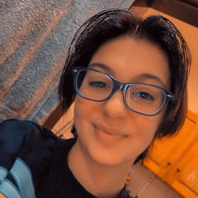 Babysitter em Almada: Inês