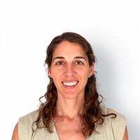María