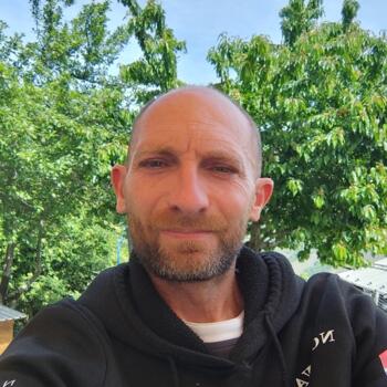 Emploi de nounous à La Plagne Tarentaise: job de garde d'enfants David