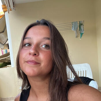 Babysitter in Alcabideche: Clara